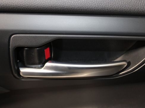 Used 2022 Toyota Highlander XSE image 21