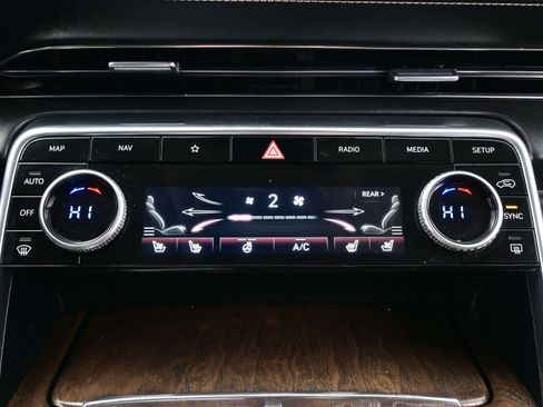 Used 2021 Genesis GV80 2.5T image 21