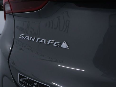 Used 2022 Hyundai Santa Fe Limited image 10