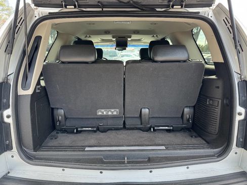 Used 2012 Cadillac Escalade Luxury image 14