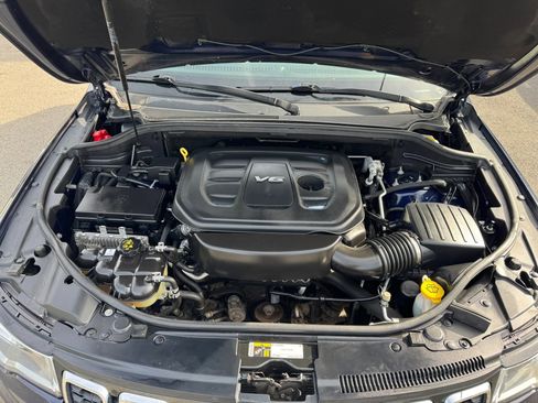 Used 2017 Jeep Grand Cherokee Limited AWD/4WD image 27