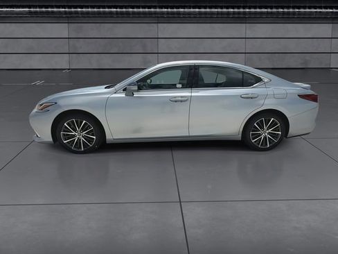 Used 2022 Lexus ES 350 w/ Premium Package FWD image 5