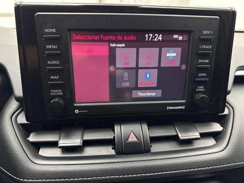 Used 2021 Toyota RAV4 XLE FWD image 27