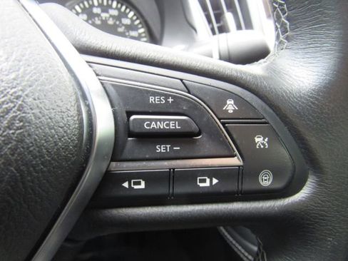 Used 2022 INFINITI Q60 3.0t Luxe w/ Essential Package image 32