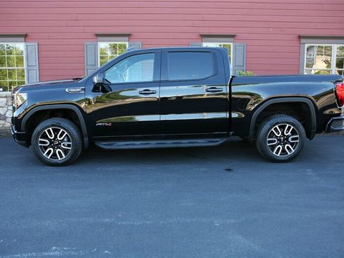 Used 2022 GMC Sierra 1500 AT4 w/ AT4 Premium Package AWD/4WD image 5