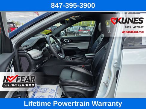 Used 2025 Jeep Compass Limited AWD/4WD image 14