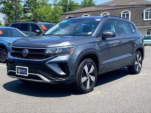 Certified 2024 Volkswagen Taos S AWD/4WD image 2