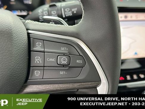 New 2026 Jeep Grand Cherokee Limited w/ Limited Altitude Package image 14