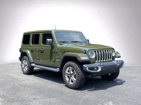 Used 2021 Jeep Wrangler Unlimited Sahara AWD/4WD image 2