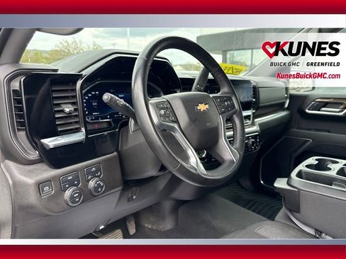 Used 2025 Chevrolet Silverado 1500 LT w/ Work Truck Package AWD/4WD image 14