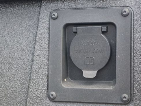 Used 2025 Toyota Tundra 1794 Edition AWD/4WD image 10