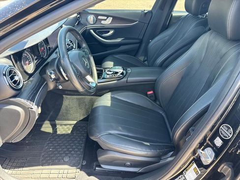 Used 2017 Mercedes-Benz E 300 4MATIC image 11