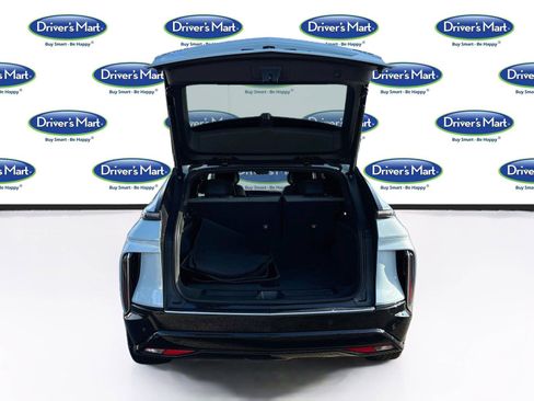 Used 2024 Cadillac Lyriq Tech RWD image 25