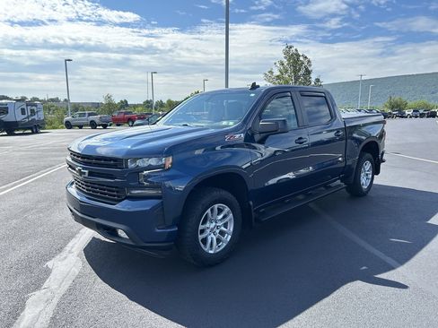 Used 2021 Chevrolet Silverado 1500 RST AWD/4WD image 3