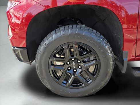 Used 2025 Chevrolet Silverado 1500 LT Trail Boss w/ Convenience Package II image 35