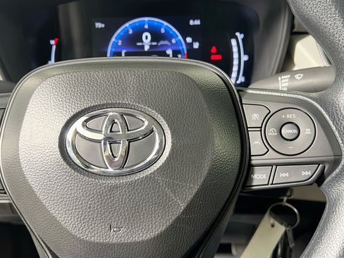 Used 2026 Toyota Corolla LE FWD image 19