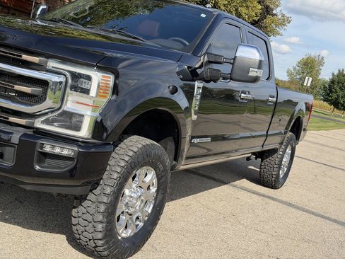 Used 2022 Ford F350 King Ranch w/ King Ranch Ultimate Package AWD/4WD image 11