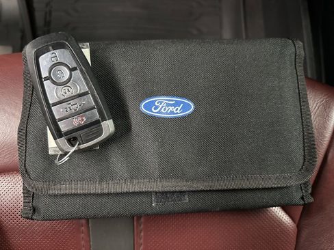 Used 2020 Ford F150 Platinum w/ Equipment Group 701A Luxury AWD/4WD image 41