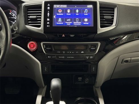 Used 2019 Honda Ridgeline RTL-E image 22