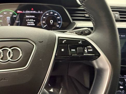 Used 2024 Audi Q8 e-tron Prestige w/ Prestige Package image 14