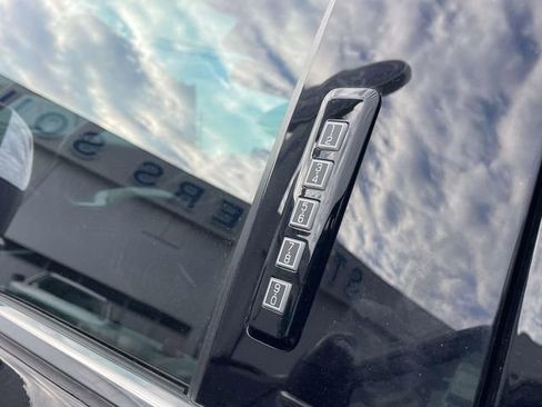 Used 2024 Ford F450 Platinum w/ FX4 Off-Road Package image 6