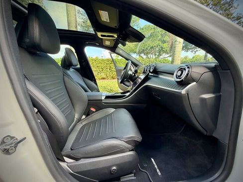 Used 2023 Mercedes-Benz C 300 Sedan image 33