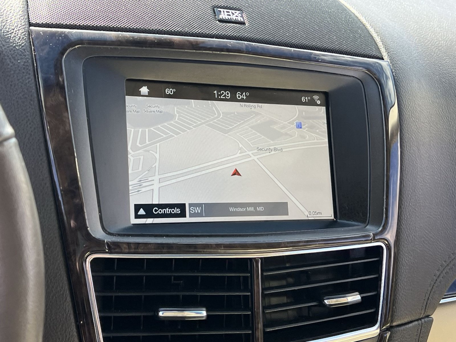Used 2018 Lincoln MKT AWD w/ Technology Package image 28