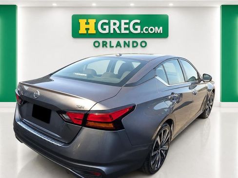 Used 2022 Nissan Altima 2.5 SR FWD image 6