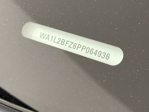 Used 2023 Audi Q4 e-tron Premium Plus w/ Premium Plus image 19