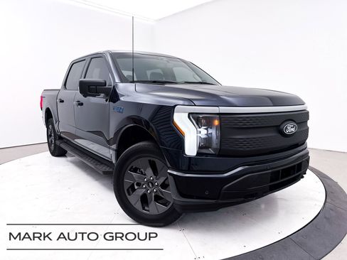 Used 2024 Ford F150 Lightning Flash w/ Max Trailer Tow Package image 1