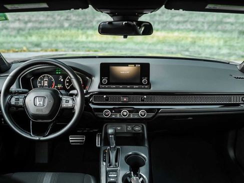 Used 2023 Honda Civic Sport image 25