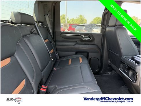 Used 2025 GMC Sierra 2500 AT4 AWD/4WD image 26