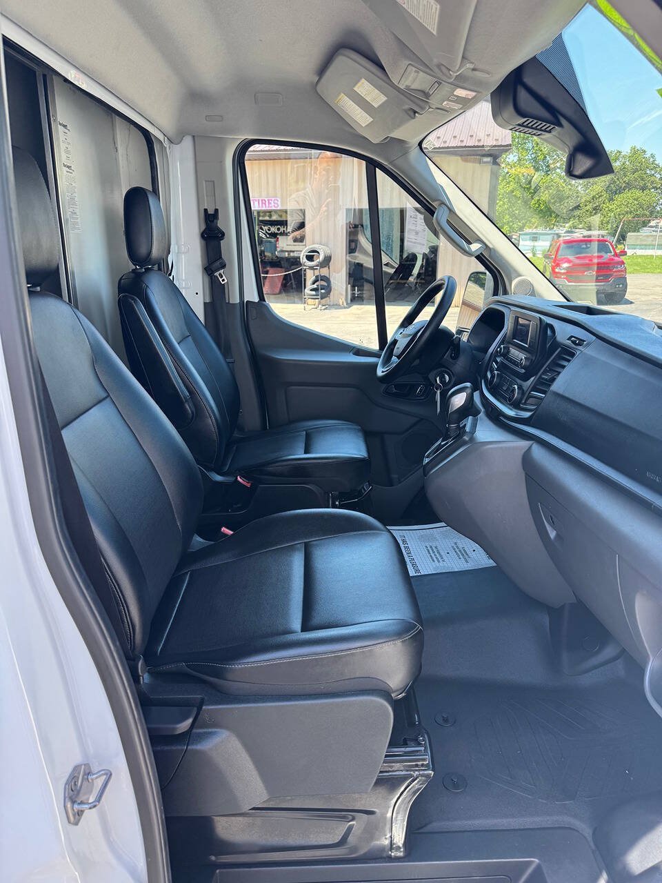 Used 2023 Ford Transit 350 DRW RWD image 15