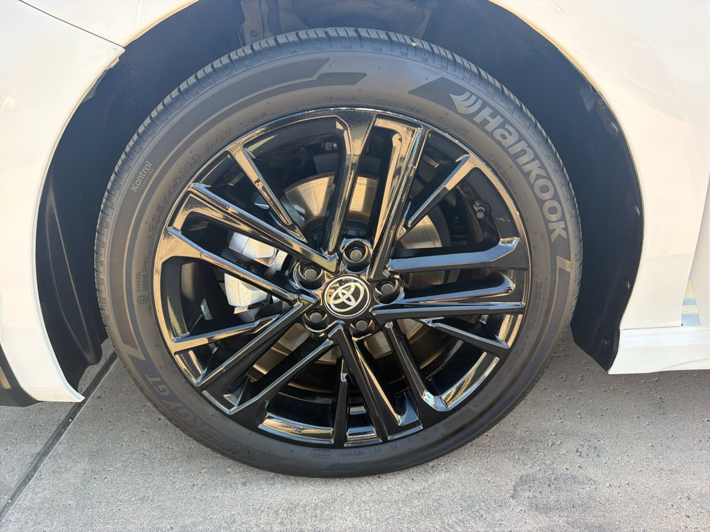 Used 2025 Toyota Camry SE FWD image 20
