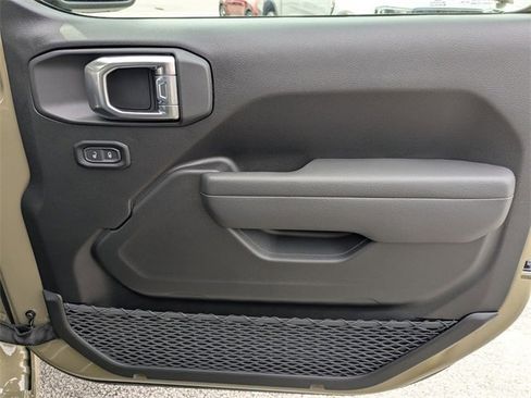 New 2026 Jeep Gladiator Sport image 34