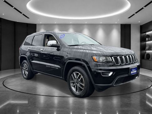 Used 2021 Jeep Grand Cherokee Limited AWD/4WD image 2