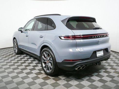 New 2026 Porsche Cayenne S AWD/4WD image 3