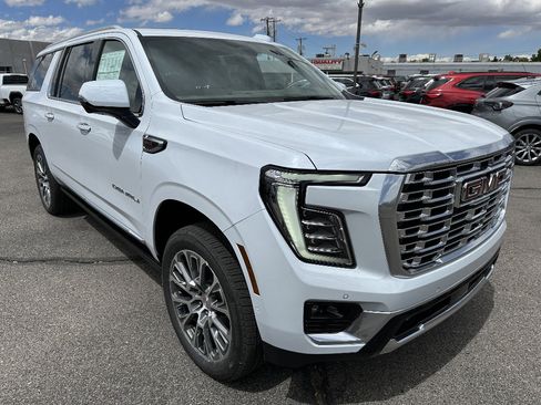 New 2026 GMC Yukon XL Denali w/ Denali Reserve Package AWD/4WD image 1