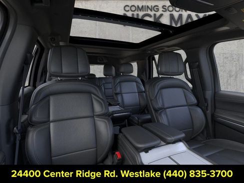 New 2026 Lincoln Navigator Reserve w/ Jet Appearance Package image 10