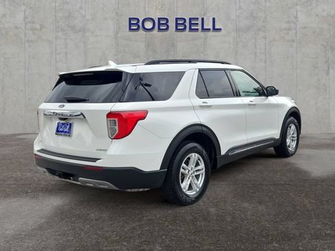 Certified 2022 Ford Explorer XLT w/ Equipment Group 202A AWD/4WD image 5