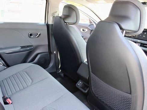 New 2025 Kia K4 EX image 13