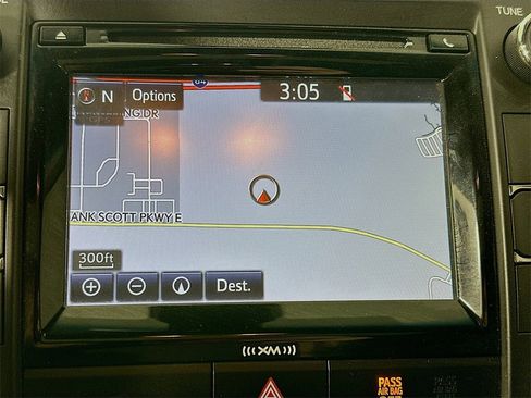 Used 2017 Toyota Camry XSE image 13