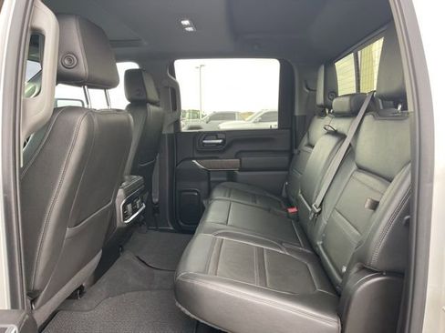 Used 2022 GMC Sierra 2500 Denali w/ Denali Ultimate Package image 18