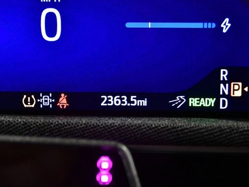 Used 2025 Ford Mustang Mach-E Premium image 16