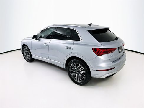 Used 2021 Audi Q3 2.0T Premium Plus w/ Premium Plus Package image 6