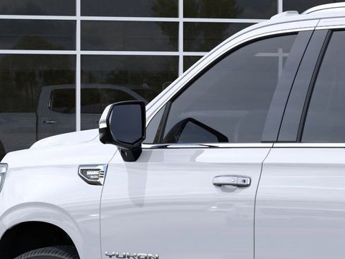 New 2026 GMC Yukon XL Elevation image 17