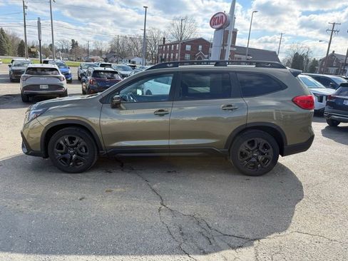 Used 2023 Subaru Ascent Onyx Edition Limited image 4