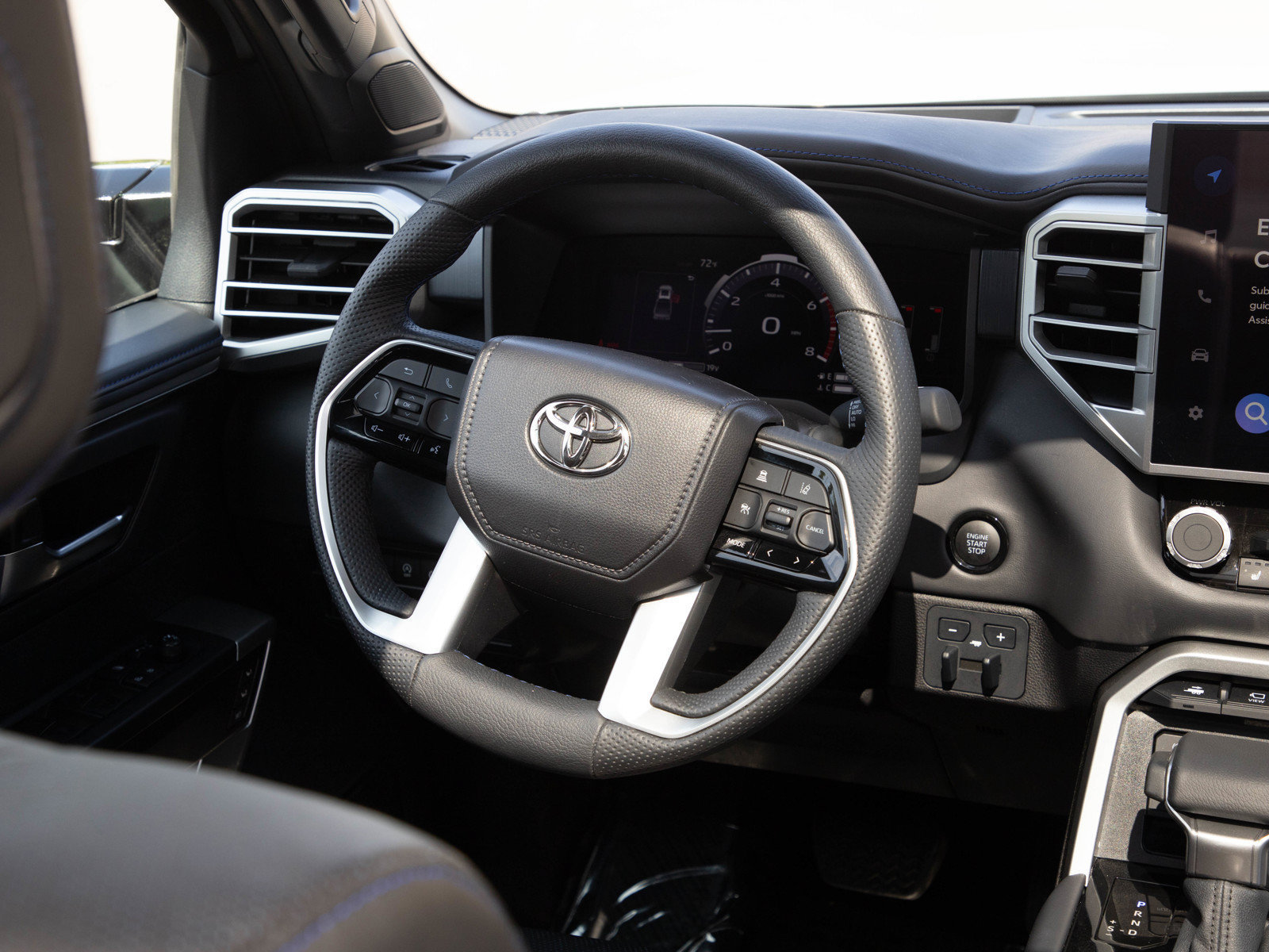 Used 2025 Toyota Tundra Platinum AWD/4WD image 16