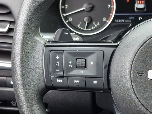 Used 2023 Nissan Rogue SV AWD/4WD image 19