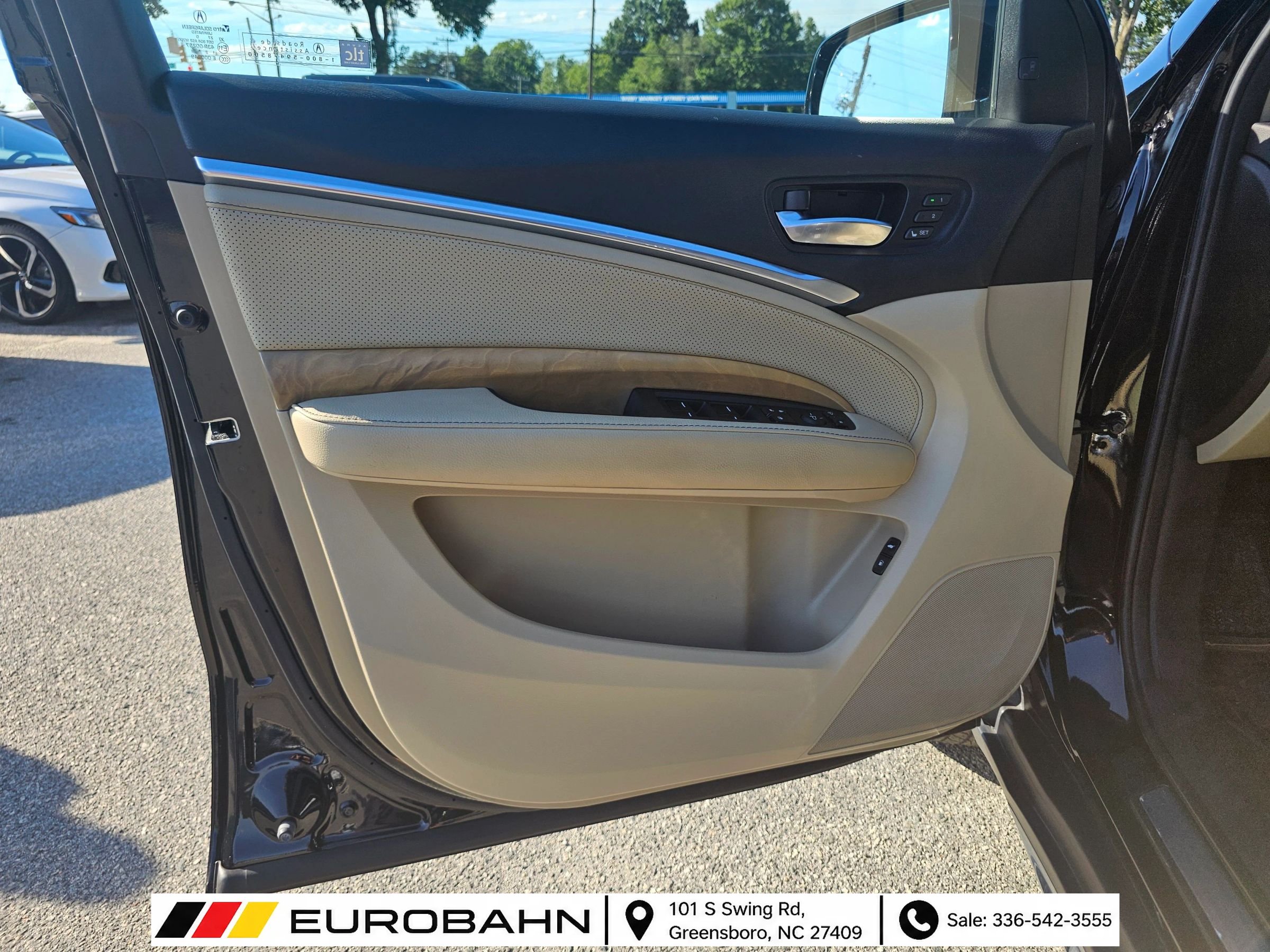 Used 2020 Acura MDX w/ Technology Package FWD image 13